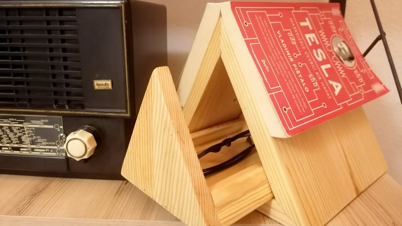 Ahşap Çekmeceli Kitap Tutucu