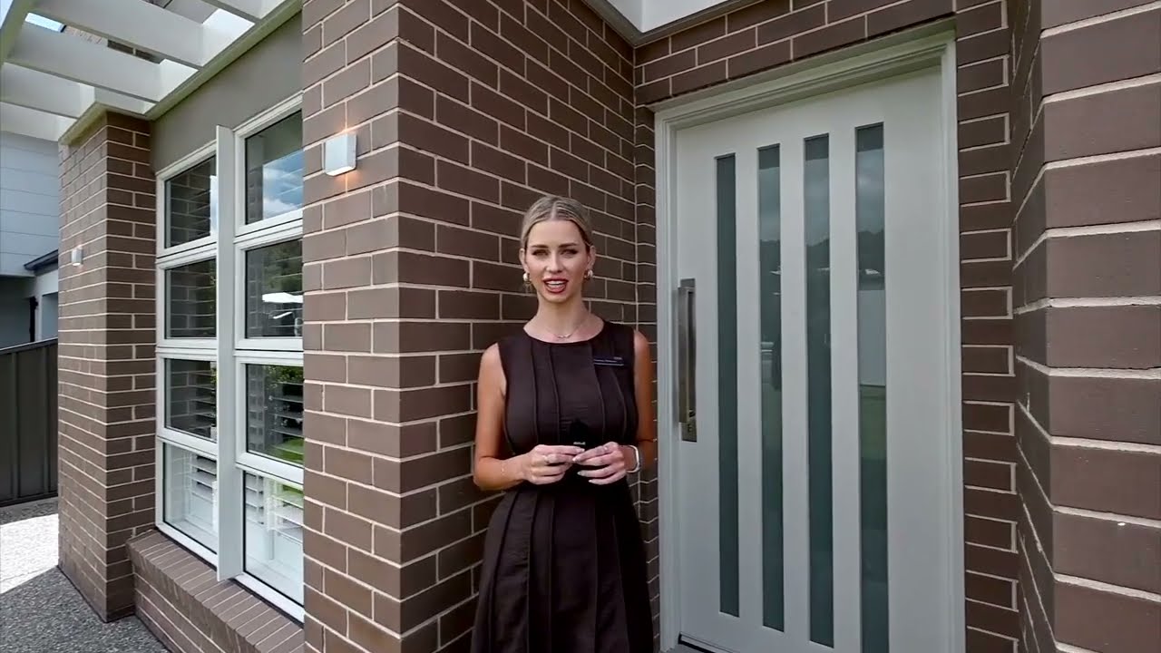 1 Cotter Lane, Warners Bay | Team Tanchevski | David Tanchevski | Courtney Matheson