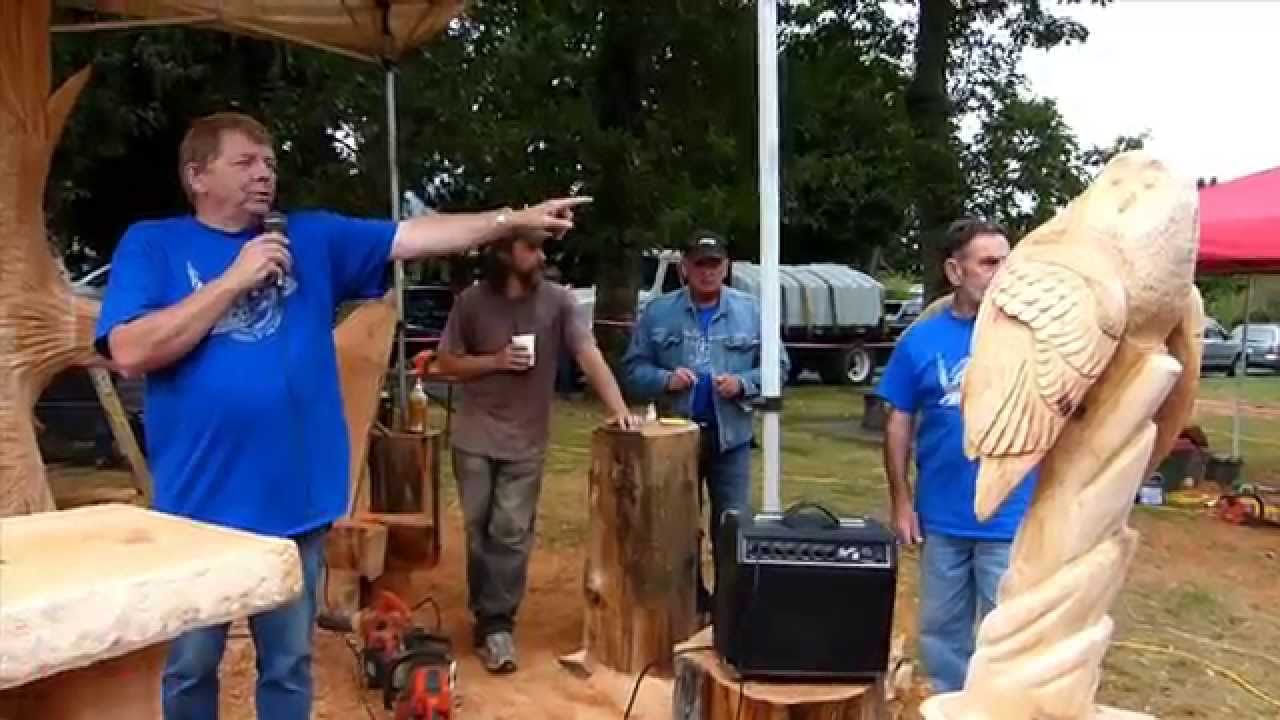 Chainsaw Carving Competition 2015