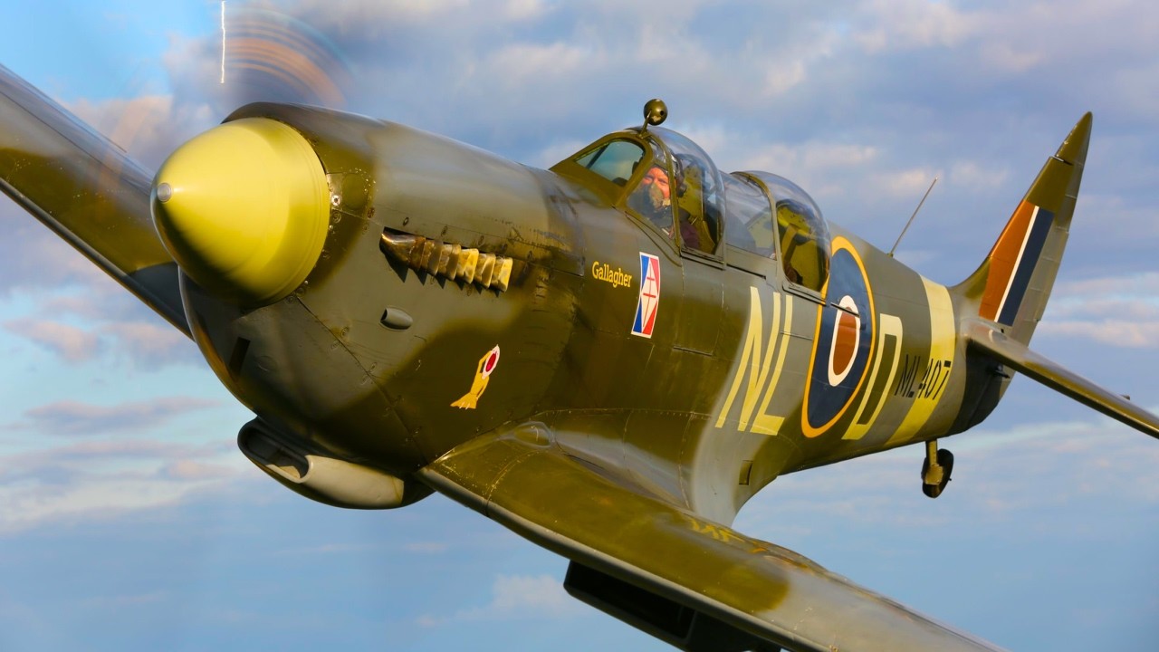 Das Jagdflugzeug, das Hitlers beste Piloten über dem Ärmelkanal besiegte!