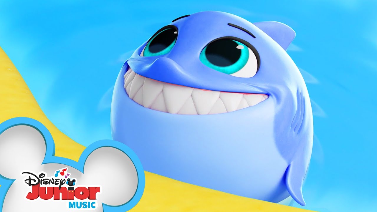 Show Us Your Smile 😁 | T.O.T.S. | @disneyjr