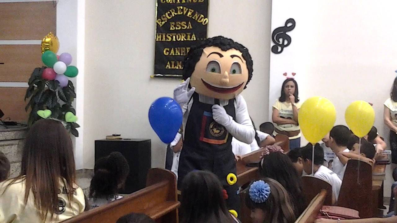 BONECÃO DA IGREJA DO NAZARENO EM ANCHIETA