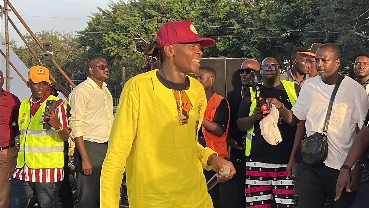 Dr Jose Chameleon asitudde President Museveni mu Ntebbe e Kololo nga amaliliza okusunsulwa EC 
