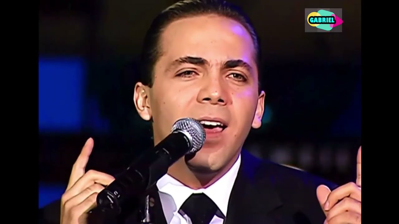 CRISTIAN CASTRO FESTIVAL DE  VI&Ntilde;A 2004 ( CONCIERTO COMPLETO)