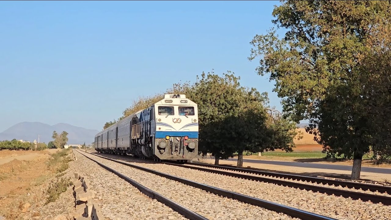 قطارات الديزل تجوب غرب الجزائر Diesel trains in the west of Algeria  🇩🇿