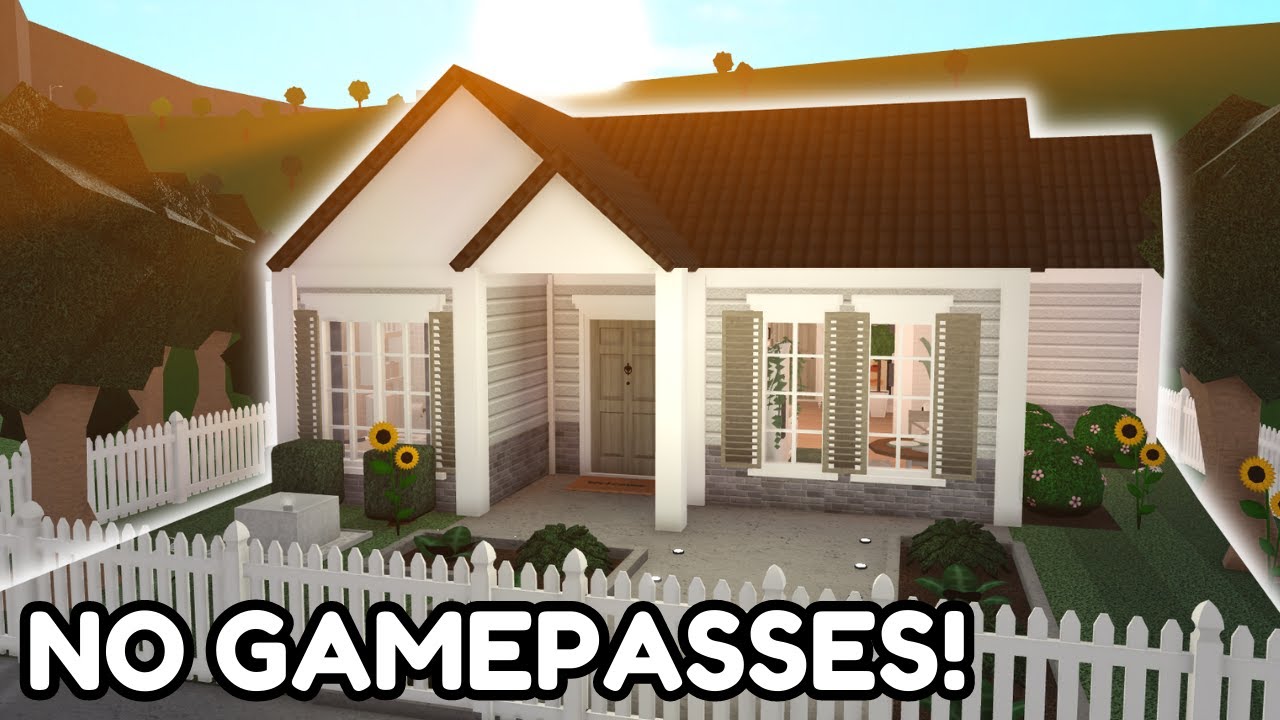Building a NO GAMEPASS SUBURBAN house in Bloxburg