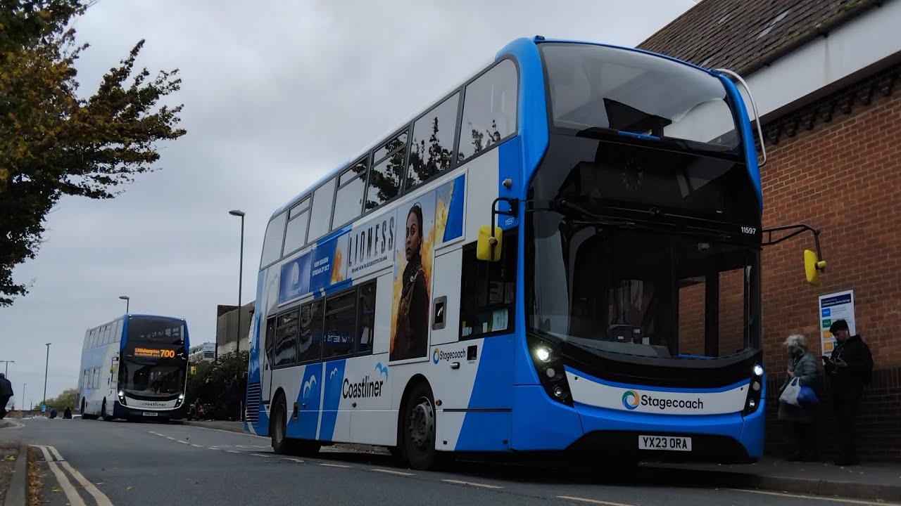 FRV - Stagecoach Coastliner 700 | Brighton - Portsmouth | SN18 KNM -  YX23 ORA - YX23 OPS | NTFLN#30