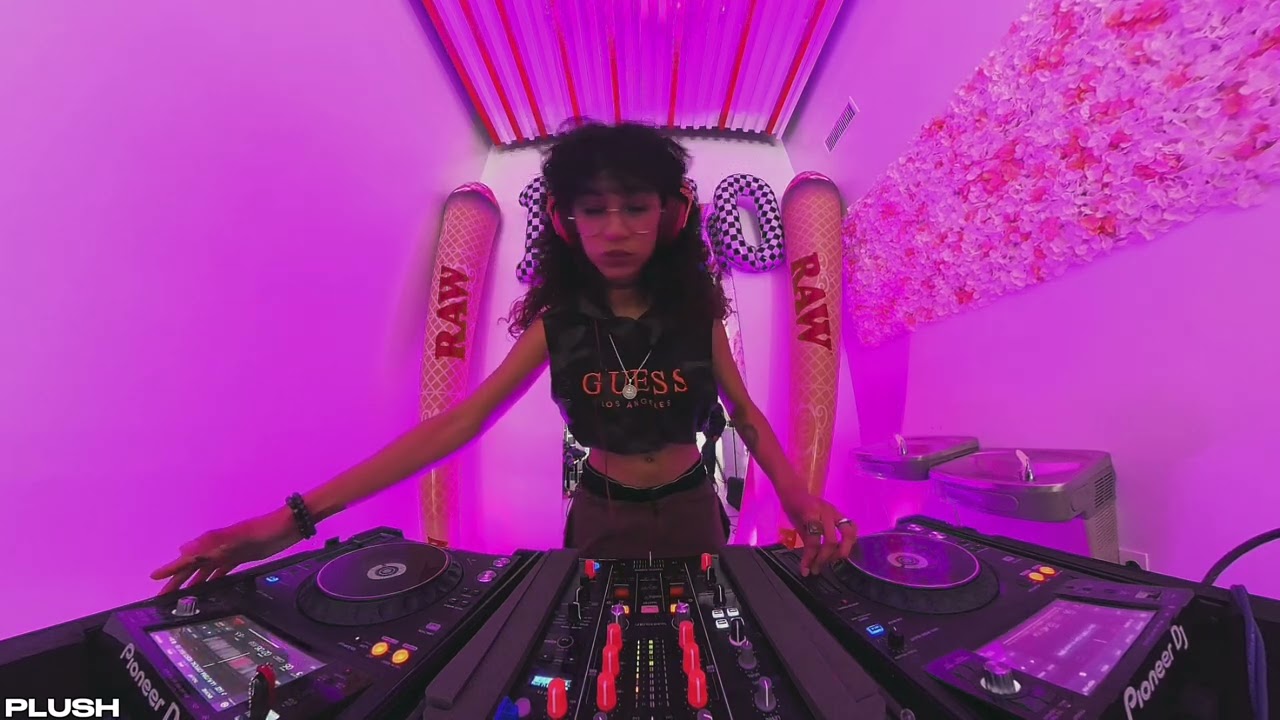 La Flaquita | Ten Ten Dispensary | Neo Perreo & Latin Tech House