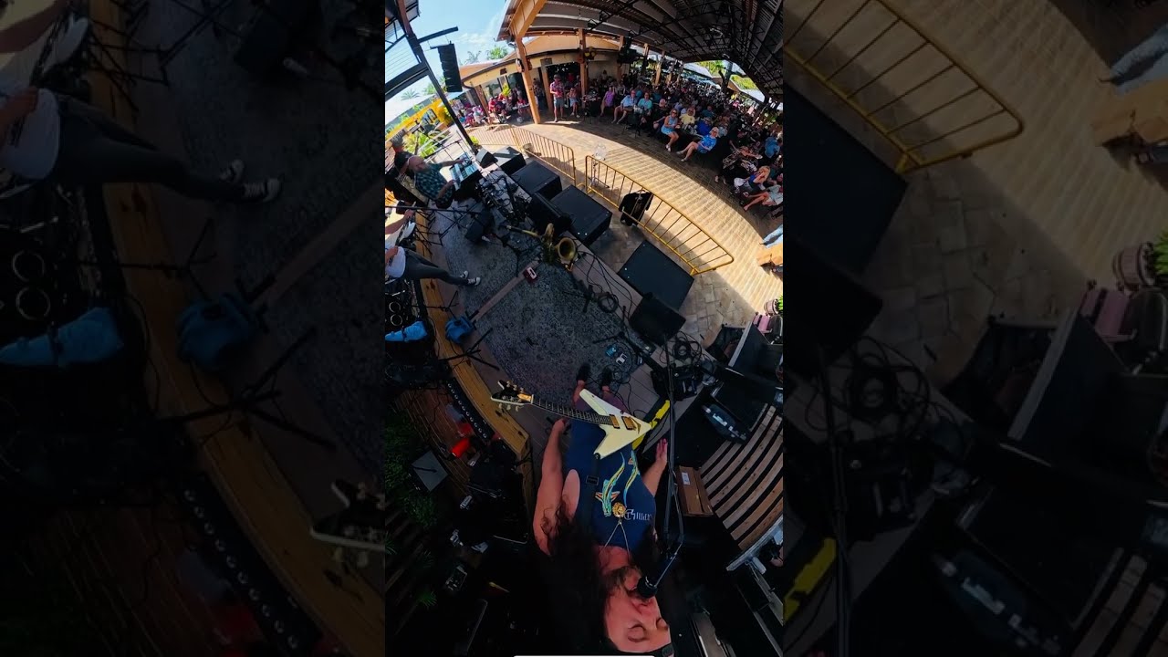 Phenomenal Animal does Jethro Tull Locomotive Breath at Sugarshack