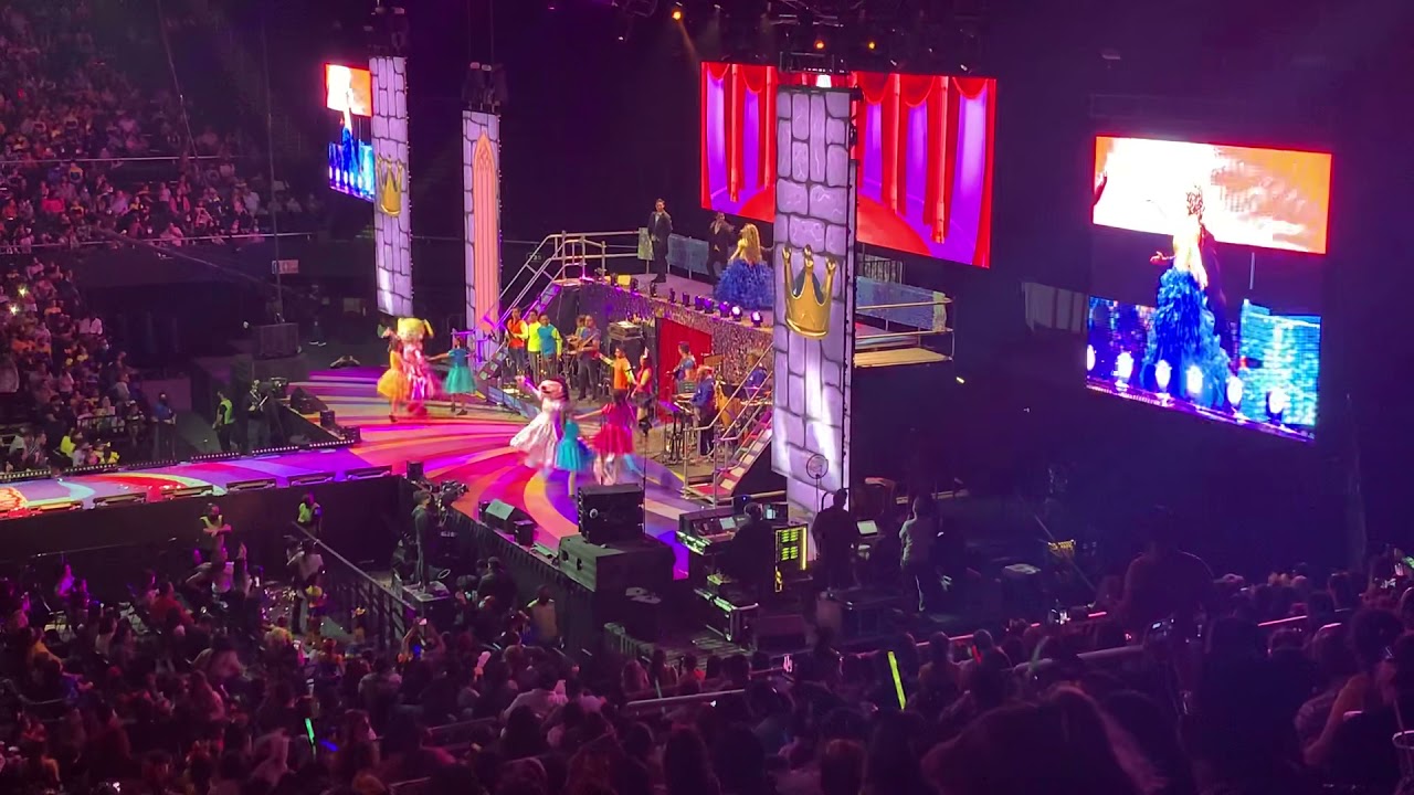 La gran fiesta Bely y Beto 💙💛🧡 - 👑👑 Monterrey 14/11/21. Bebé Mariel