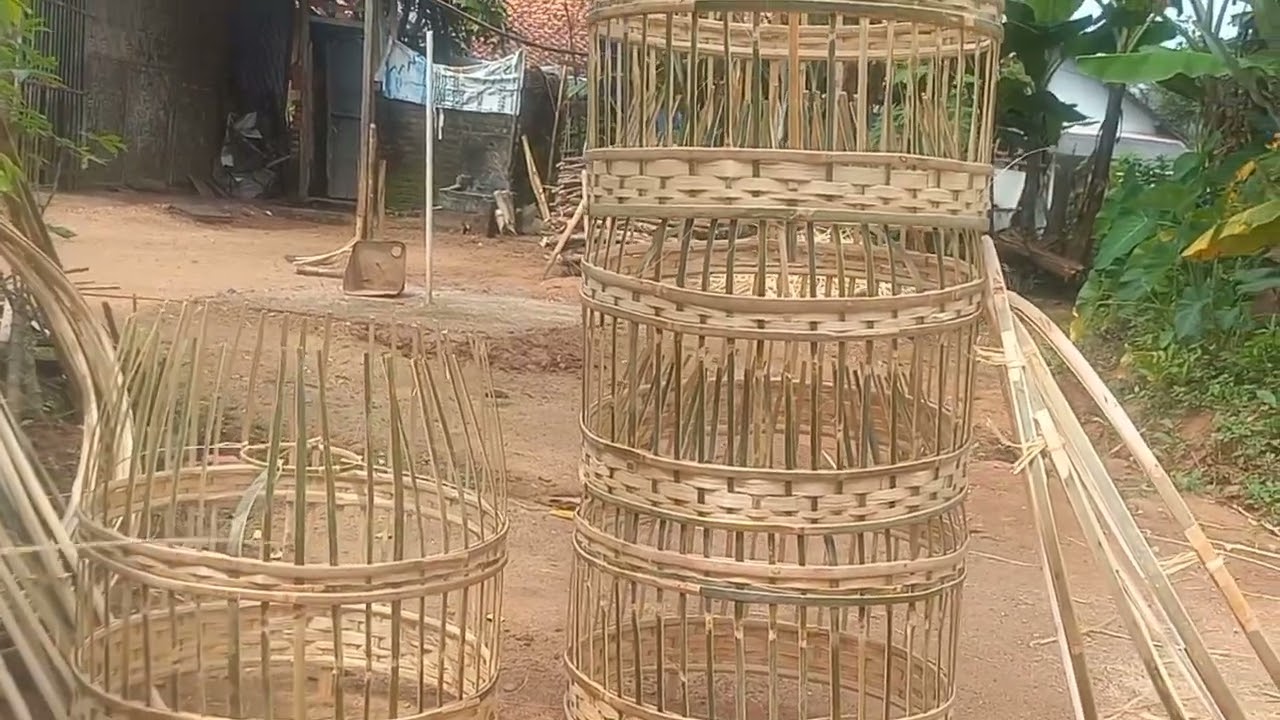 CARA MEMBUAT KERAJINAN KURUNGAN AYAM