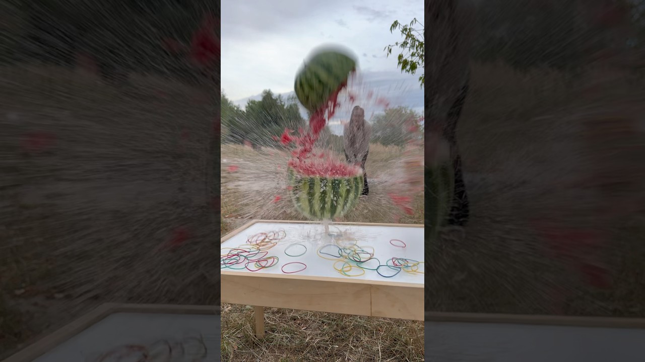 Omg, I&rsquo;ve never seen this before. Rubber bands exploded the watermelon 🍉