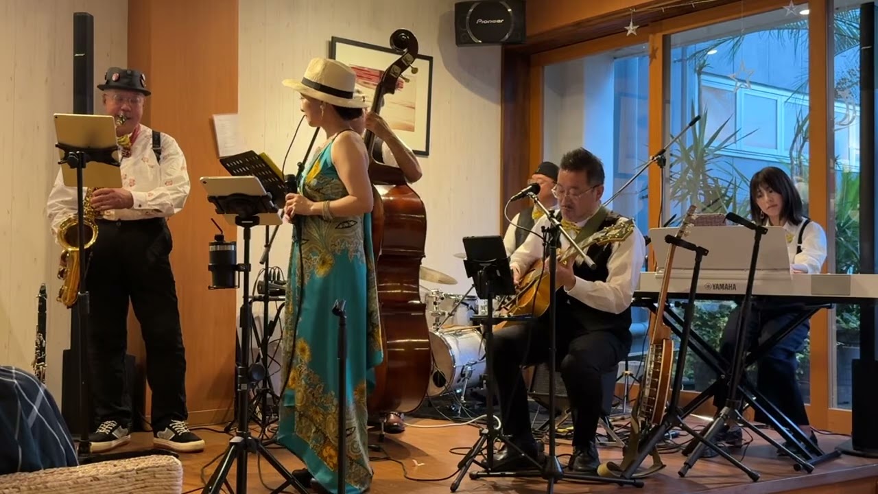 桐生市〜LAURE’A〜　FreeSwing色彩のブルース　
