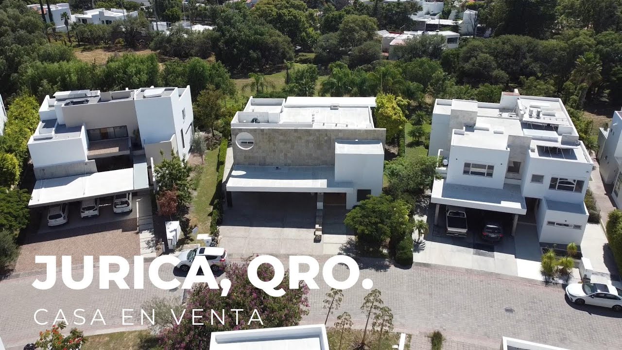 Casa de Lujo en Venta en Jurica | Gran Jardín y Terrazas