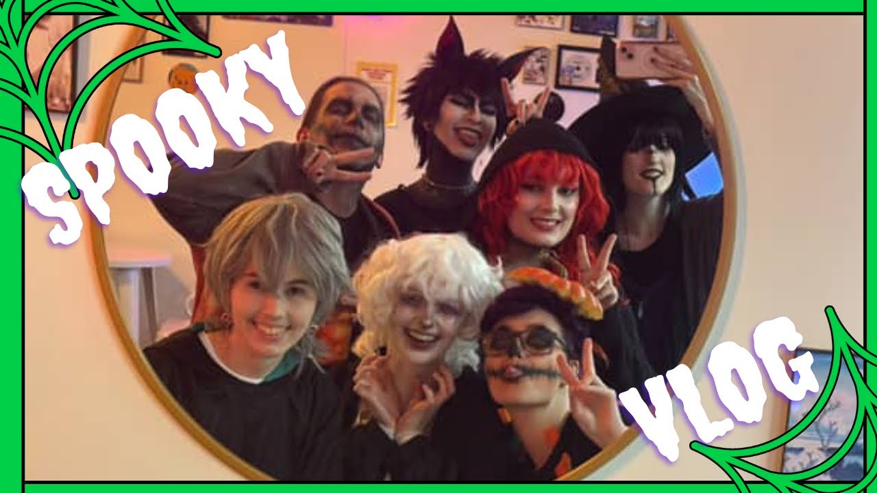 Spooky Vlog 2 Electric Boogaloo | Cosplay Vlog 