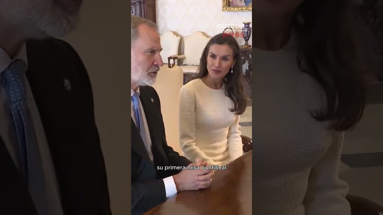 Los Reyes se reúnen con León XIV y le regalan una manta de lana merina y un facsímil de Luis II