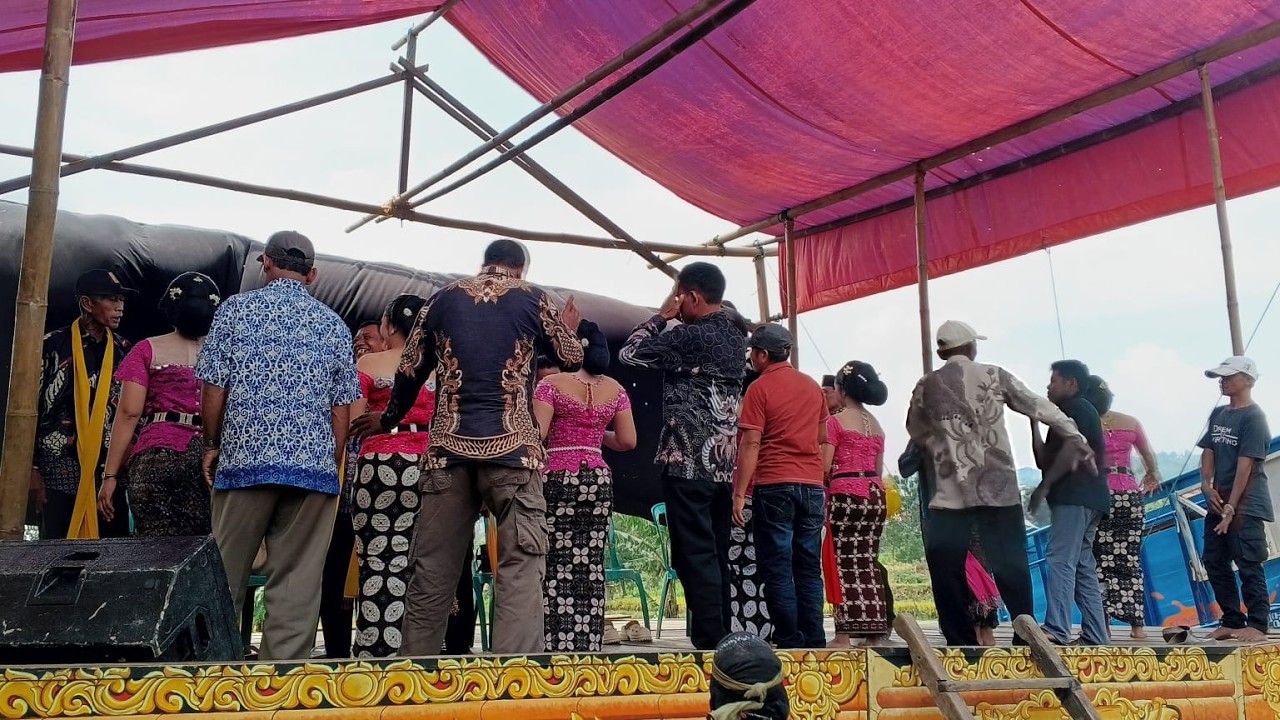 SENI TAYUB AGIEL MANUNGGAL LIVE BLIMBING DOKORO WIROSARI GROBOGAN