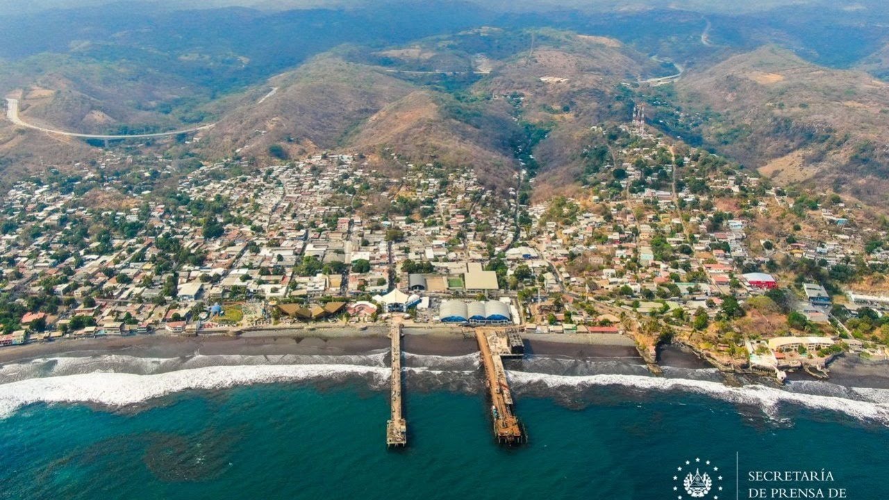Gobierno dinamiza el turismo con nuevo muelle tur&iacute;stico en el puerto de La Libertad