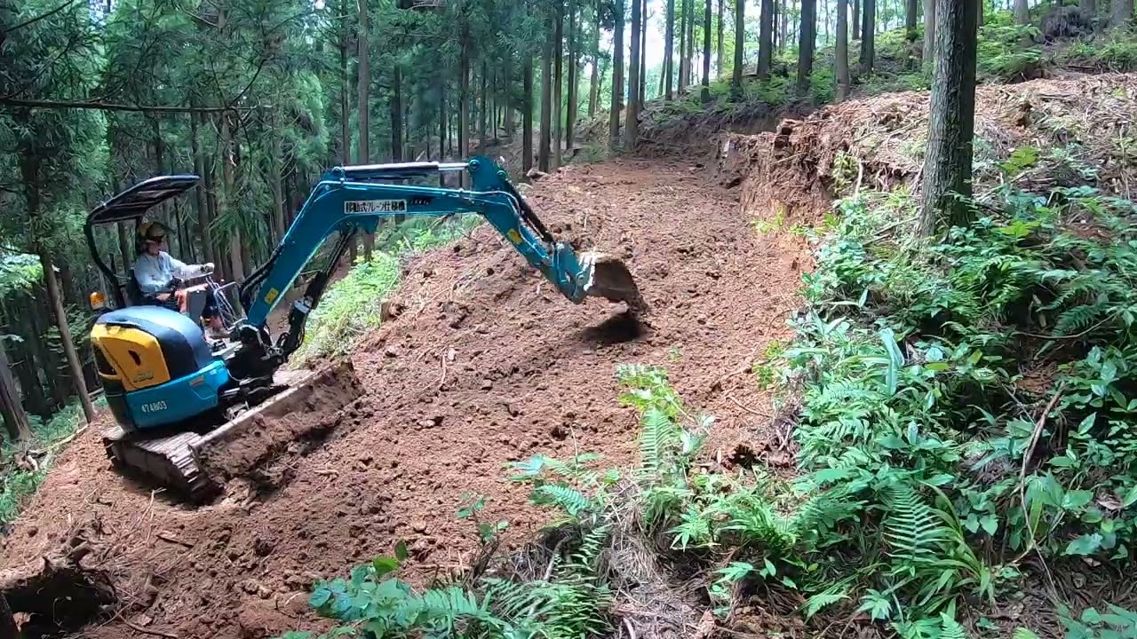 新しい作業道を以前に作った道に合流♪ふくい美山きときとき隊の小さな道づくり20220709