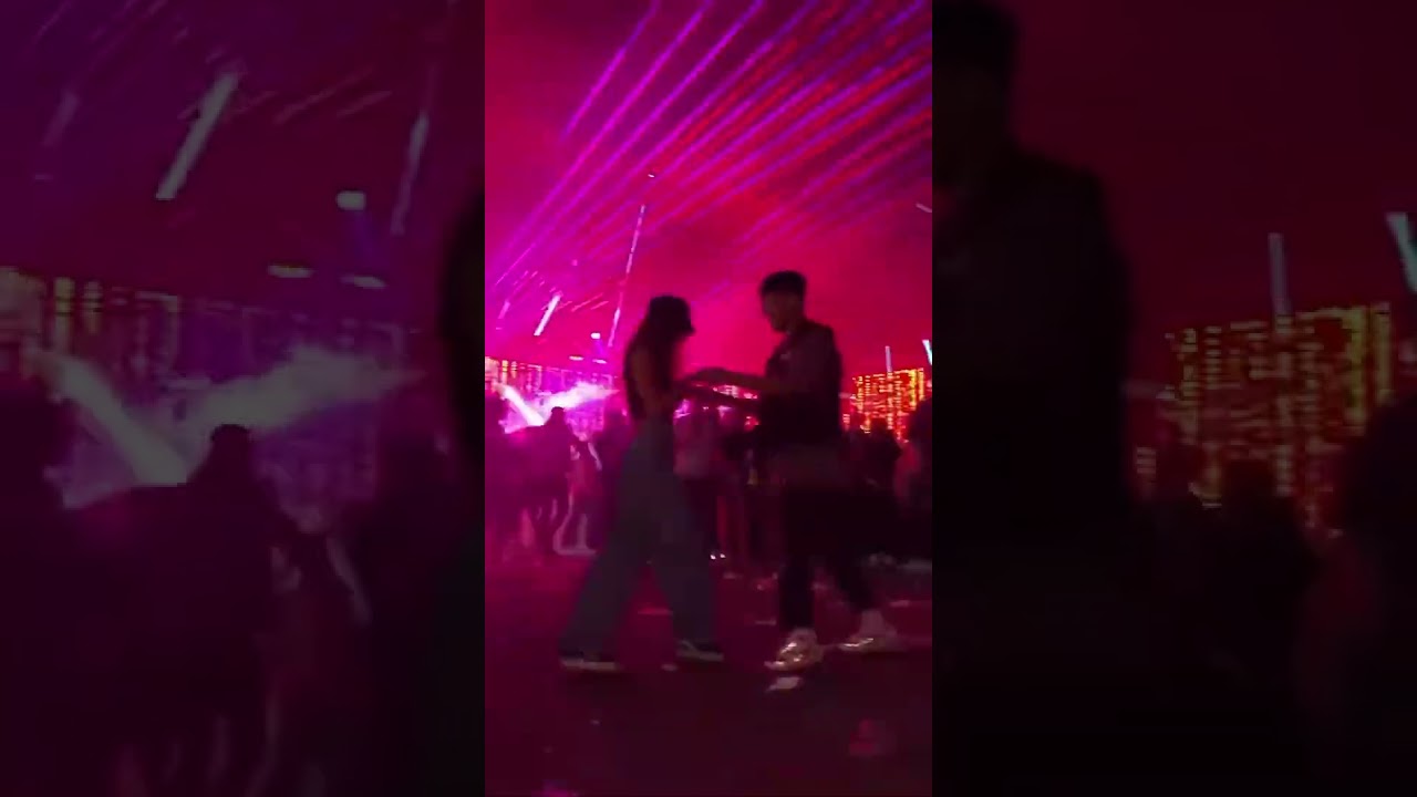 Let's rave with me !!! 