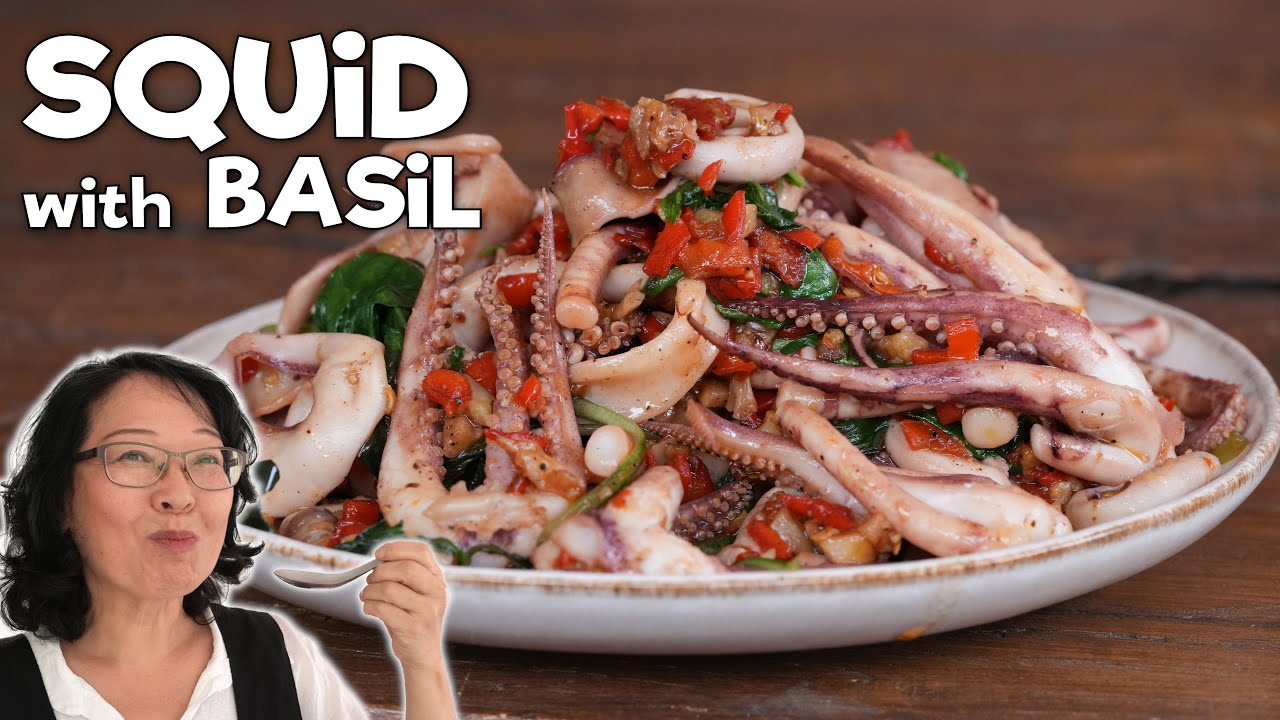 Stir-fried squid with Basil 🦑 Tender, so fragrant, and very easy to make! Great Thai Recipe
