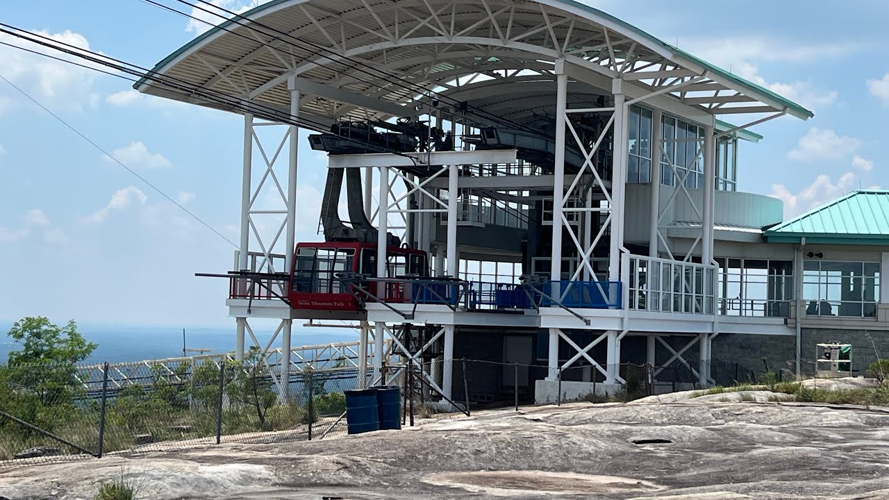Riding the Stone Mountain Skyride Cablecar
