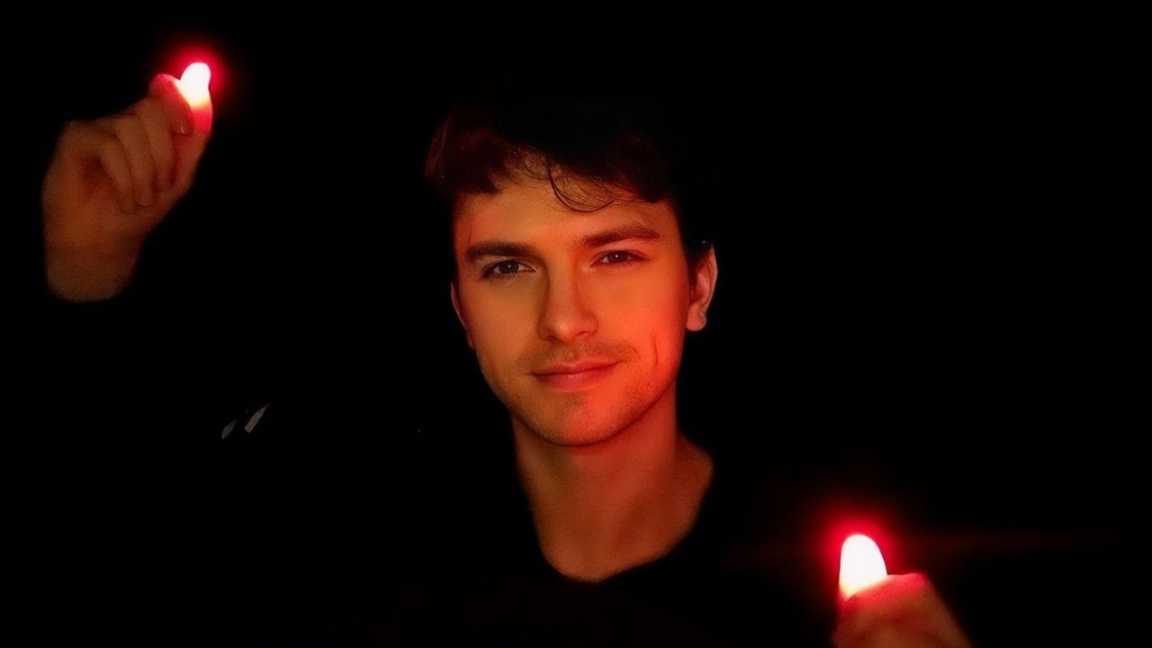 ASMR - Gentle Hand Movements and Light Triggers