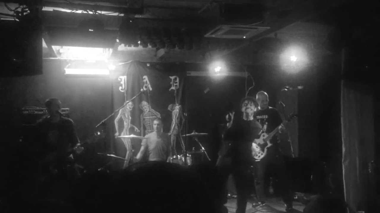Ye.stem  - Łachudra live in Cmury