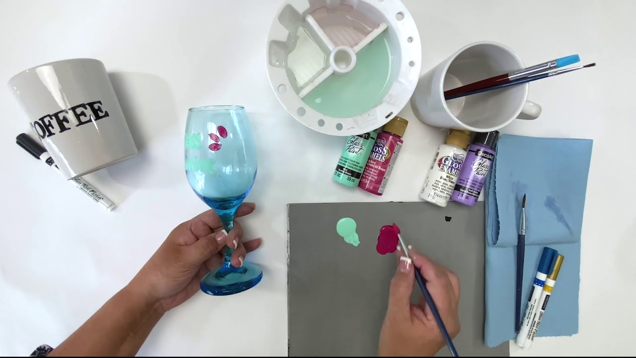Искусство для всех — За пределами основ — Роспись по стеклу | DecoArt®