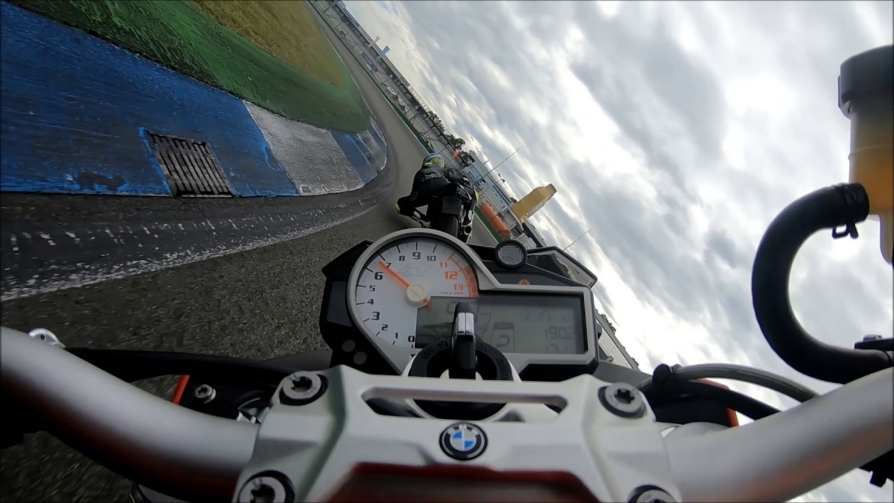 BMW S1000R Racetrack Hockenheimring Rote Gruppe