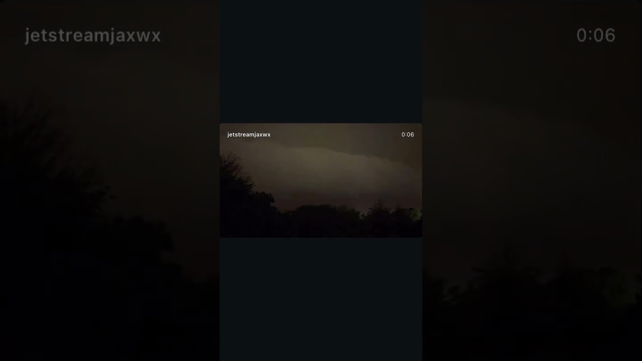 Wicked shelf cloud rolling into Fort Worth 
