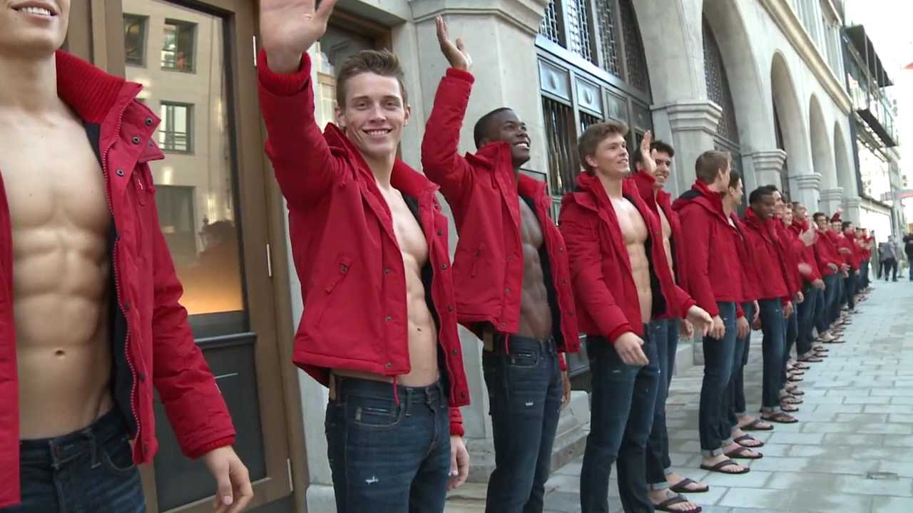 Abercrombie & Fitch München: Sixpack-Alarm in der Innenstadt!