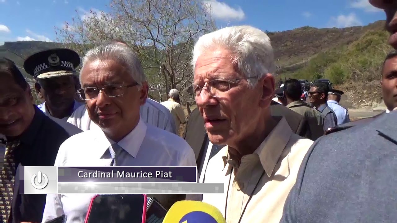 Visite du pape  le cardinal Piat et Jugnauth font un constat de l’avancée des travaux