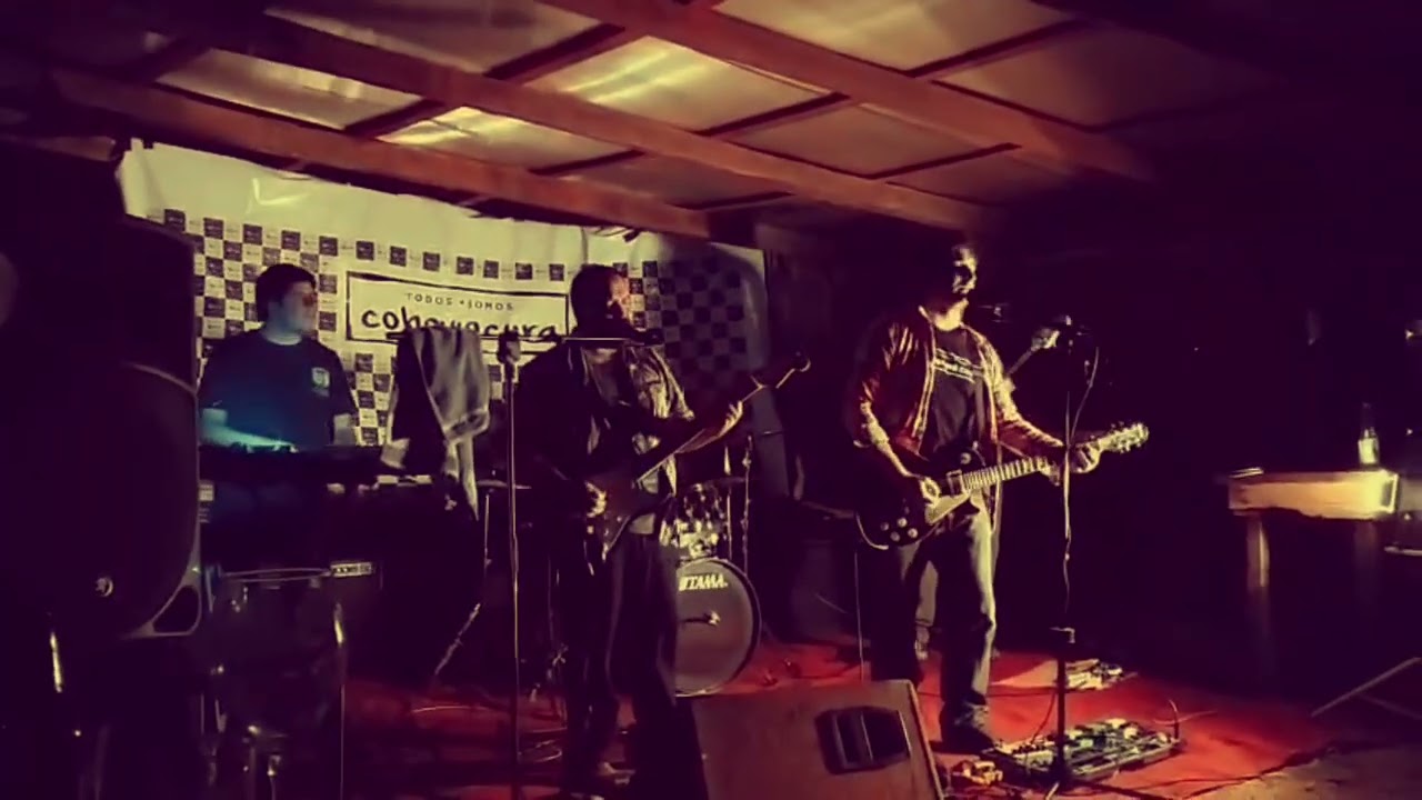 La piedra - Ancestral - banda Rockquecura