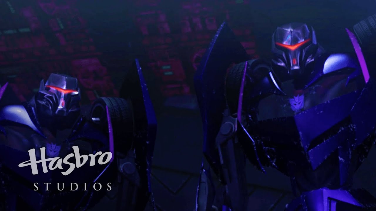 It's a Privilege to Stop the Former Leader of the Autobots! | Prime | Transformers Official