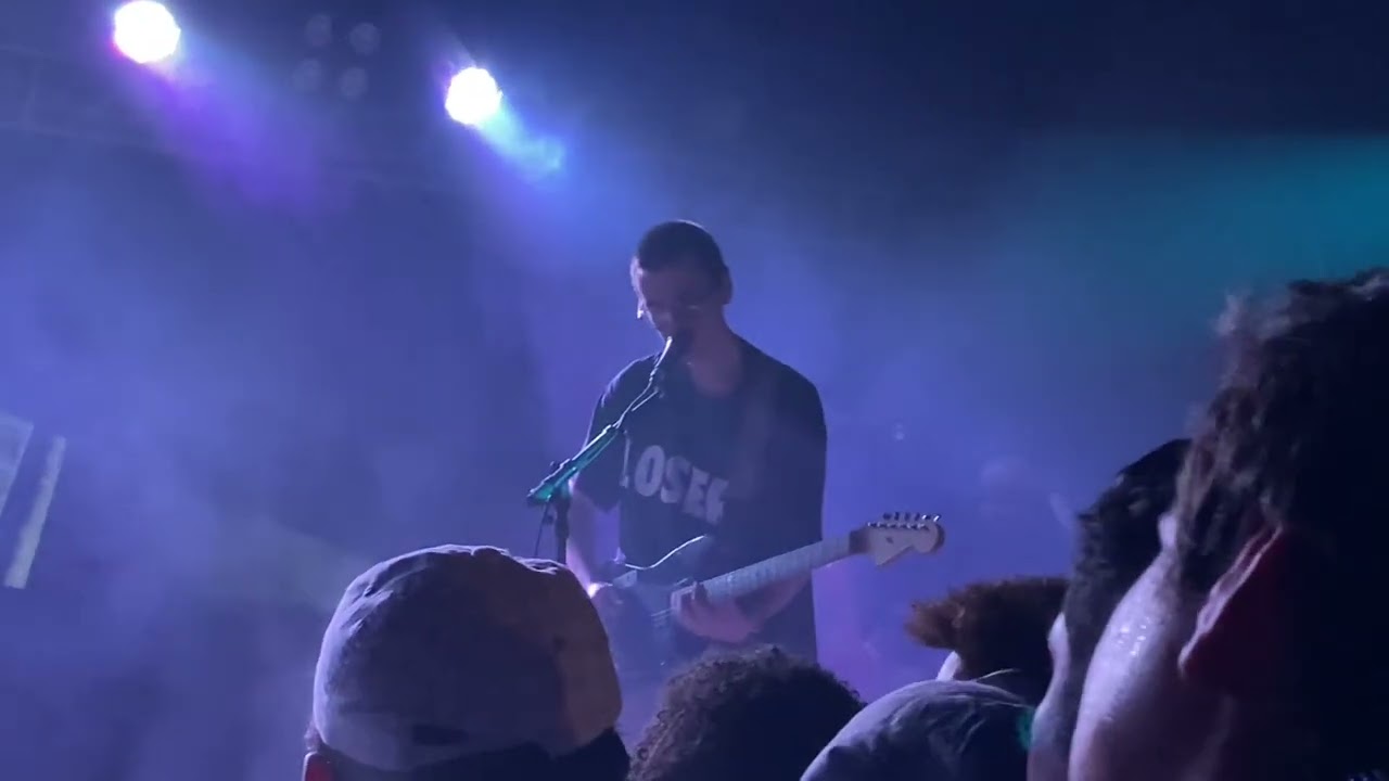 DIIV -  NEW SONG / 2023 / “Soul Net” . Live in San Antonio, TX at Vibes Underground 10/02/2023