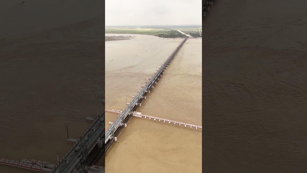Bihar's shock river Koshi barrage 😱 #koshibarrage #koshiriver #arjunvlogs_0 #flood #waterbodies