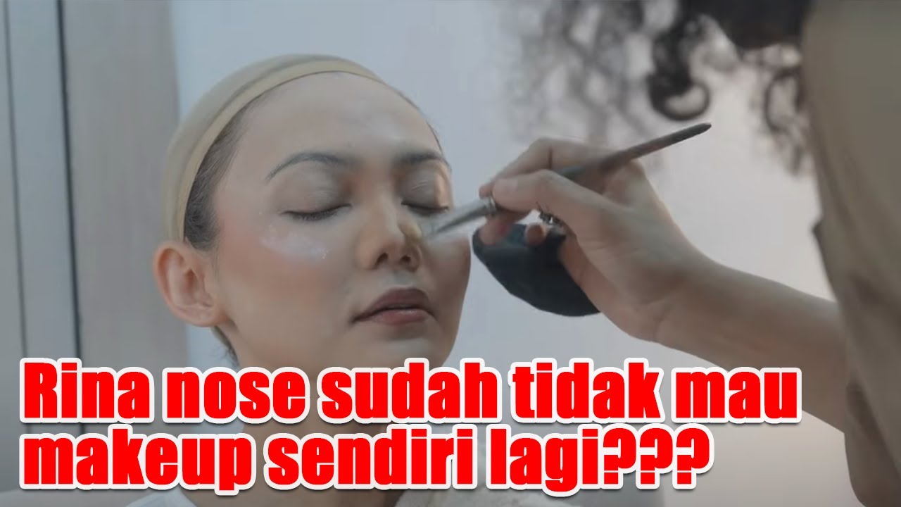 Terbiasa makeup sendiri, RINA NOSE memutuskan pakai MUA dari Malaysia. Tapi…….