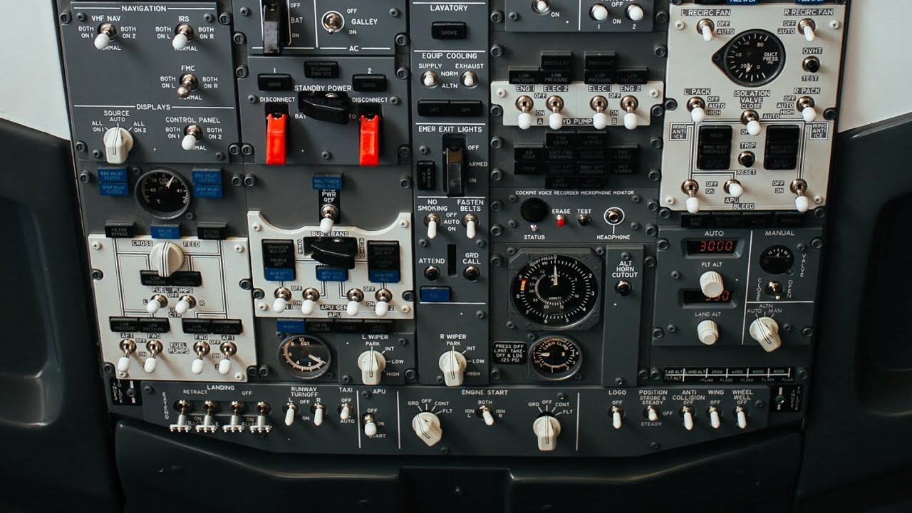 B737 Forward Overhead Panel by simworld