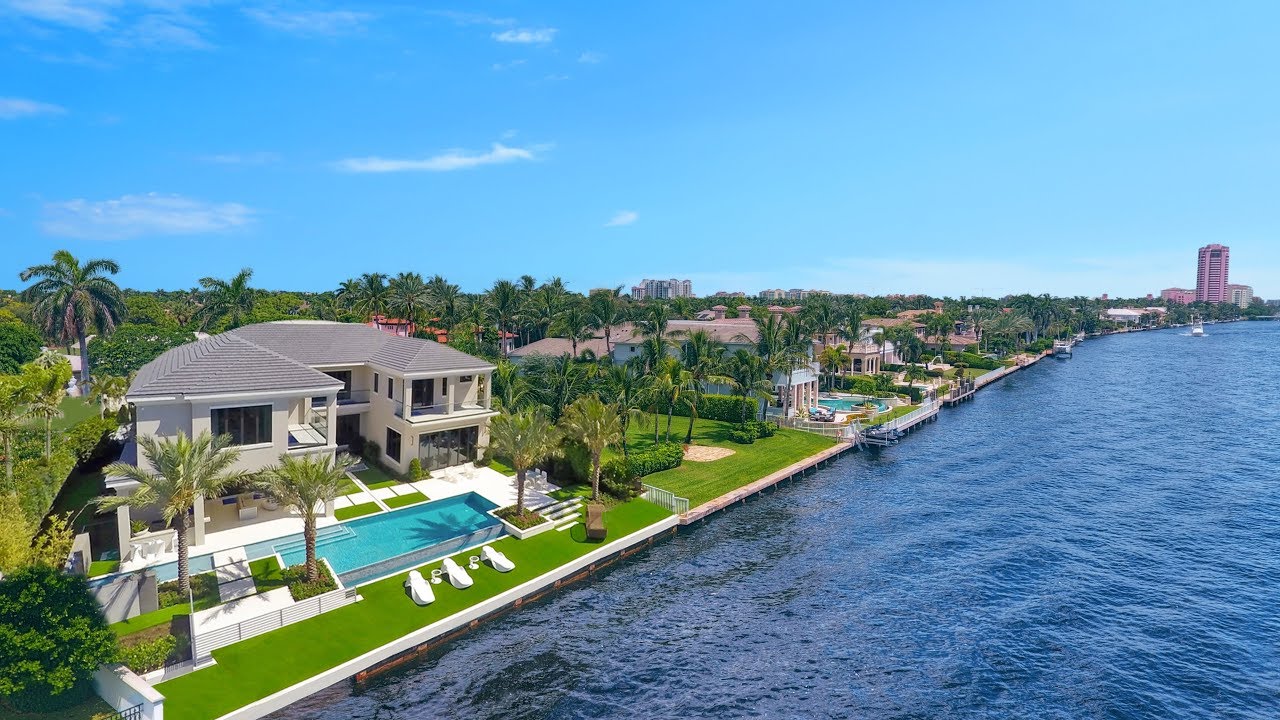 2020 Royal Palm Way
