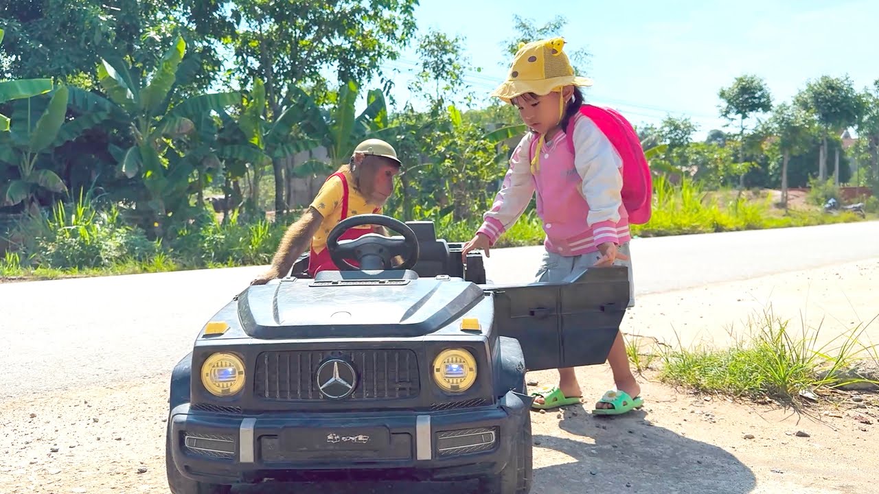 You&rsquo;ll Love This!CUTIS Drives a Supercar to Pick Up Yen Nhi From School