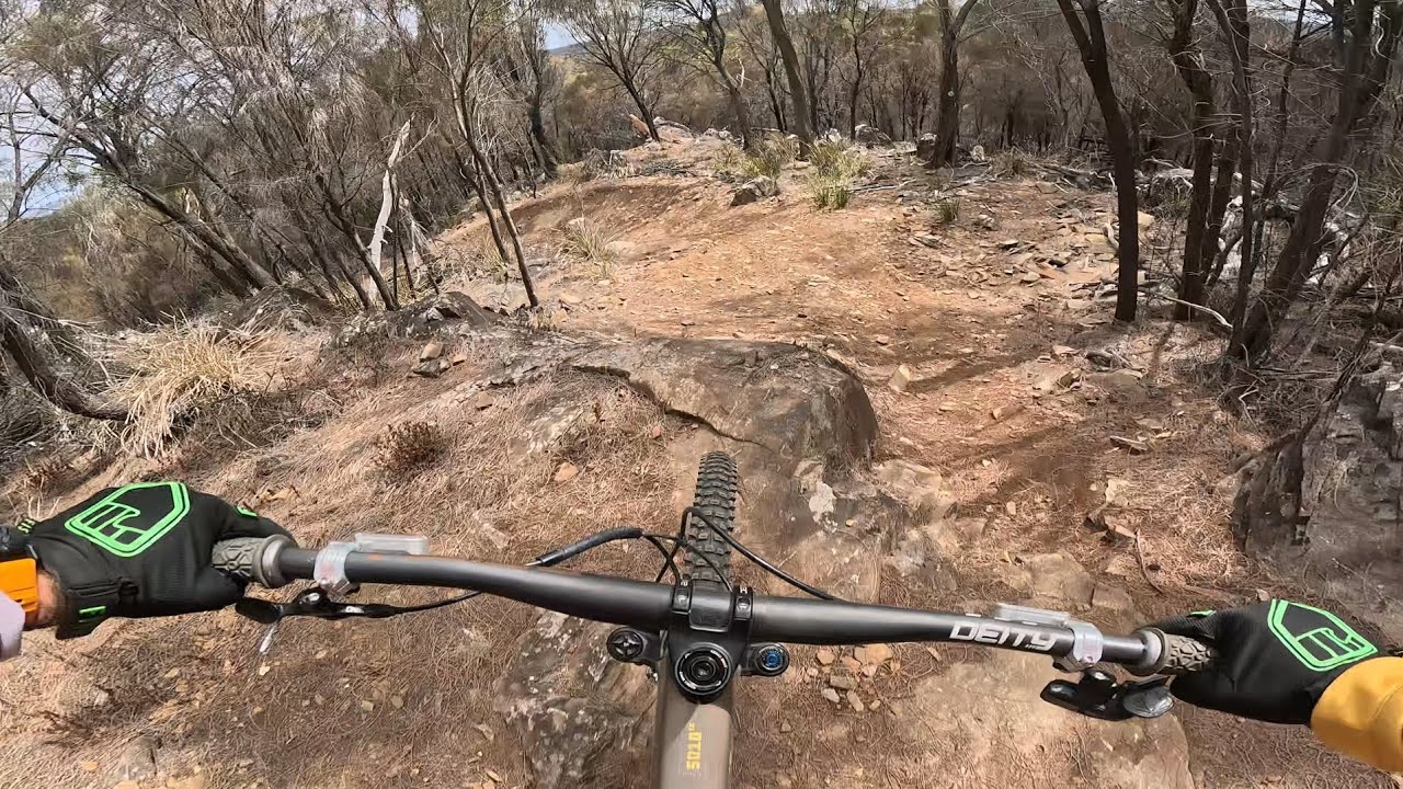 Pegging it down some rocky corners! 👊👊