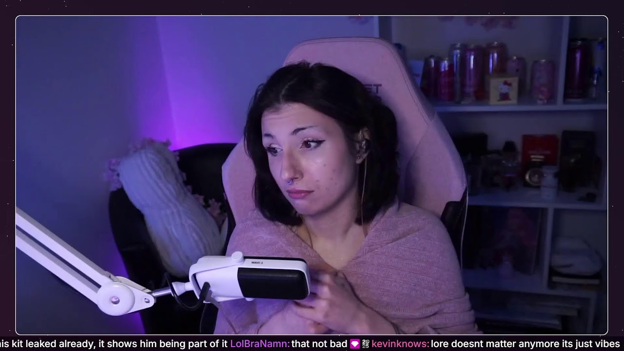 Pulls as bride Columbina  | chat over on Twitch!