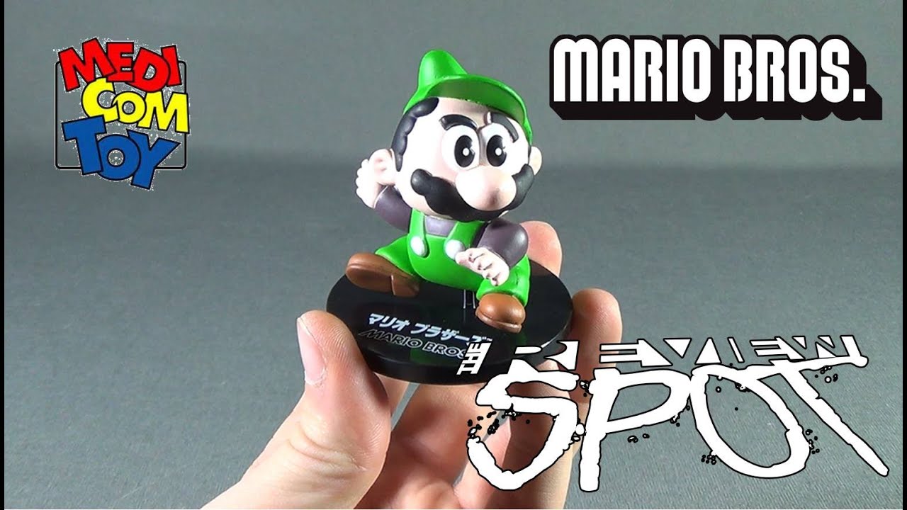 Collectible Spot - Medicom Toys Nintendo Mario Bros. Luigi Collectible Figure