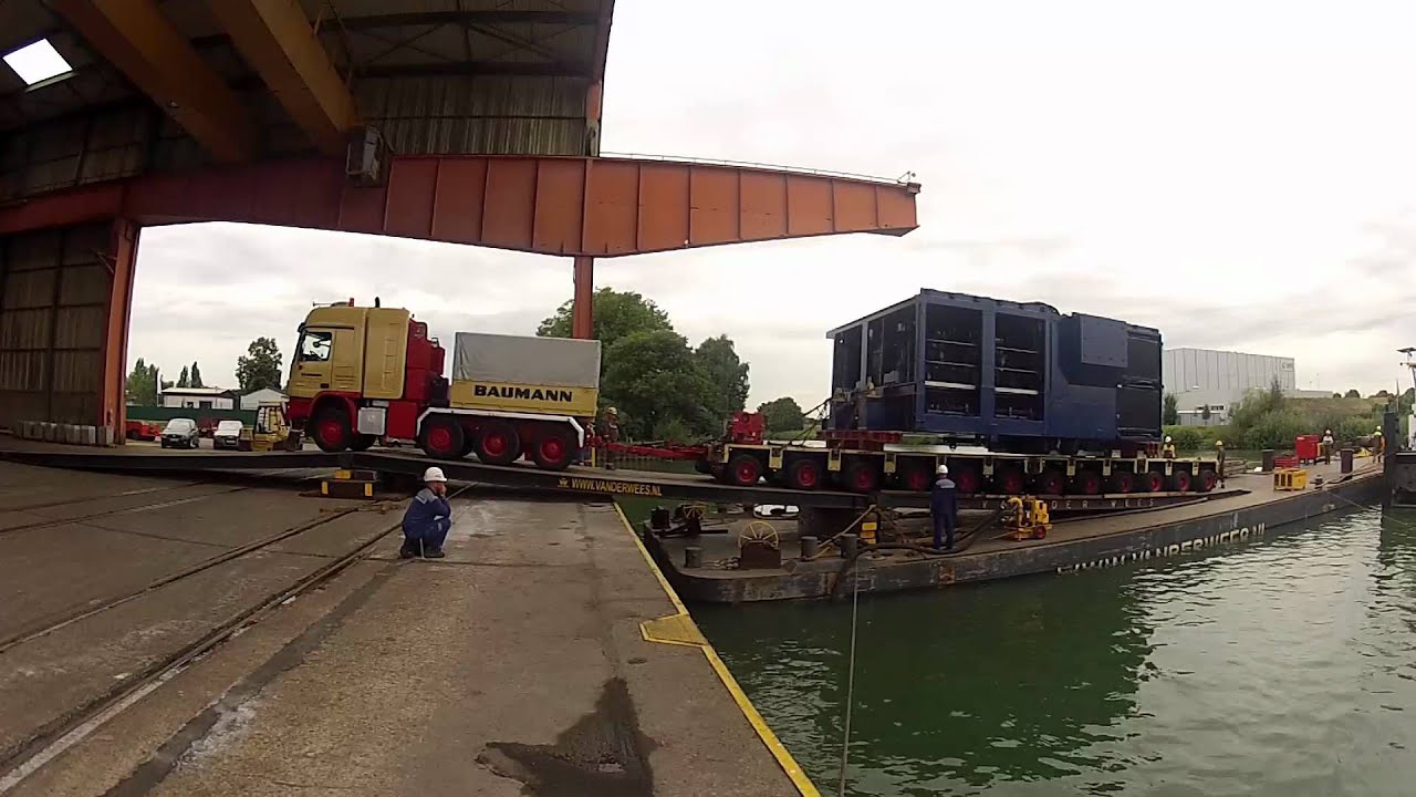 WDK Hafen und Lager GmbH - RoRo-Umschlag Panama-Bagger