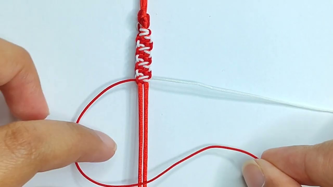 DIY pulsera tejida con nudo plano y nudo festón paso a paso estilo franjas