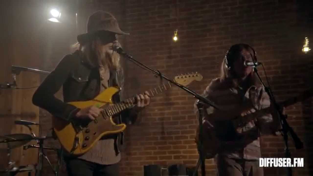 Syd Arthur Performs 'Garden of Time'