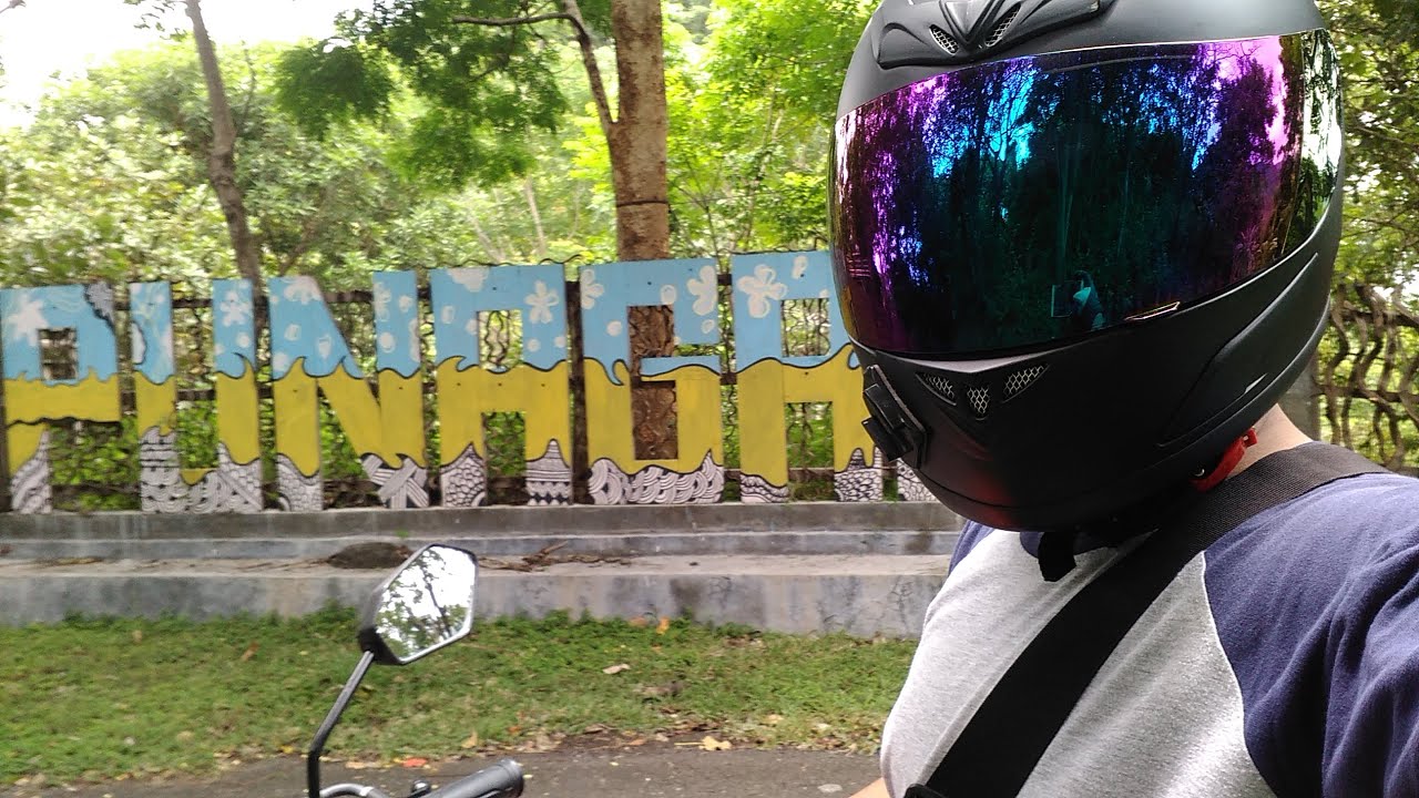 Jalan jalan naik motor
