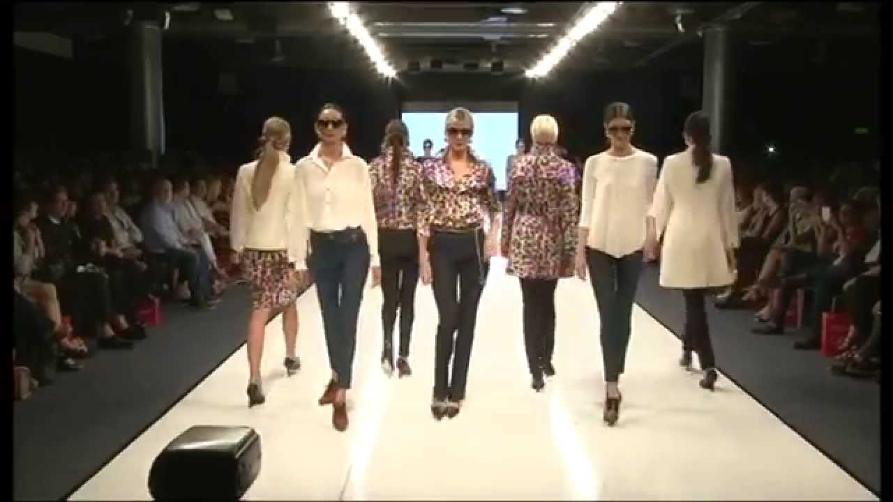 Desfile Adriana Costantini - Otoño Invierno 2015