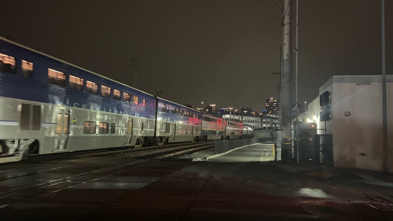 New Years Action at Middletown San Diego with MTS Coaster and Surfliner!